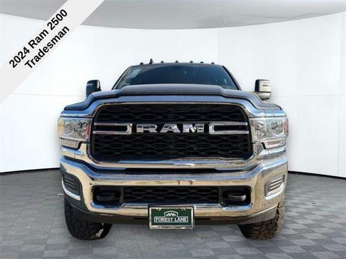 2024 RAM 2500 Tradesman Crew Cab 4x4 6'4' Box