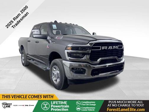 2025 RAM 2500 Tradesman Crew Cab 4x4 6'4' Box