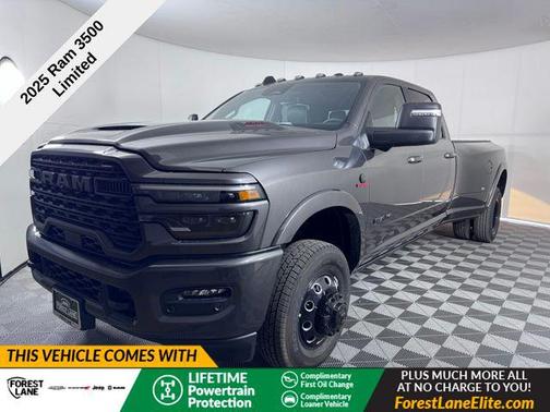 2025 RAM 3500 Limited Crew Cab 4x4 8' Box