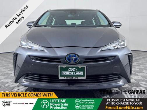 2022 Toyota Prius LE