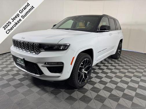 2025 Jeep Grand Cherokee Summit
