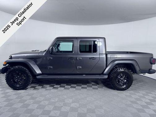 2025 Jeep Gladiator Sport