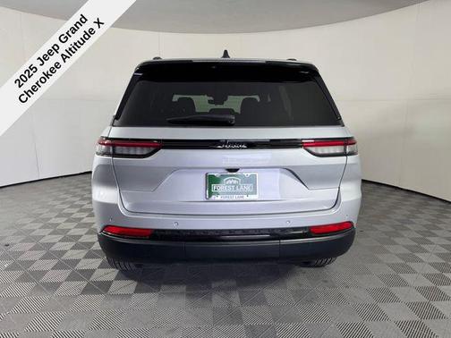 2025 Jeep Grand Cherokee Altitude