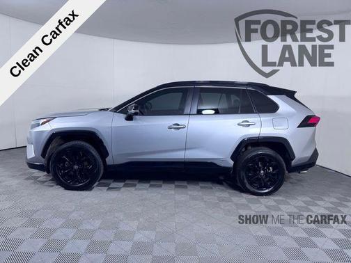 2022 Toyota RAV4 Hybrid SE