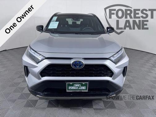 2022 Toyota RAV4 Hybrid SE