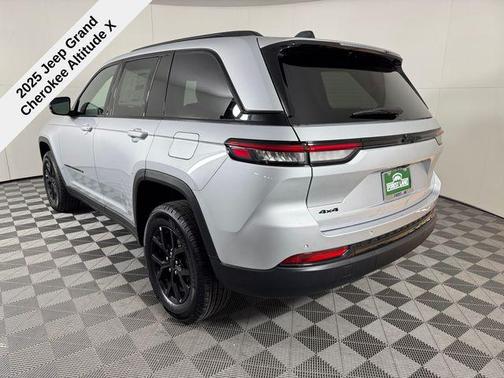 2025 Jeep Grand Cherokee Altitude