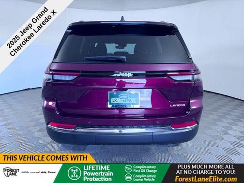 2025 Jeep Grand Cherokee Laredo