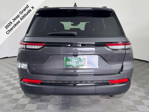 2025 Jeep Grand Cherokee Altitude