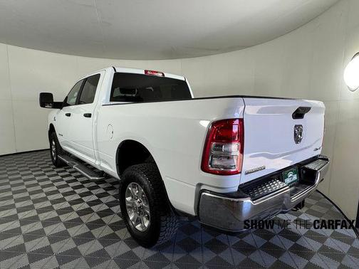 2024 RAM 2500 Big Horn Crew Cab 4x4 6'4' Box