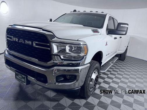 2023 RAM 3500 Big Horn Crew Cab 4x4 8' Box