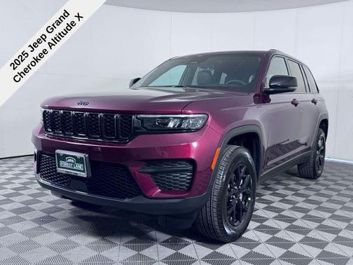 2025 Jeep Grand Cherokee Altitude