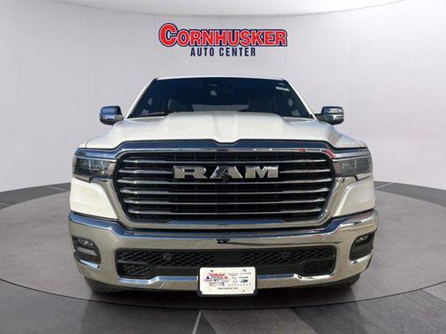 2025 RAM 1500 Laramie Crew Cab 4x4 57' Box