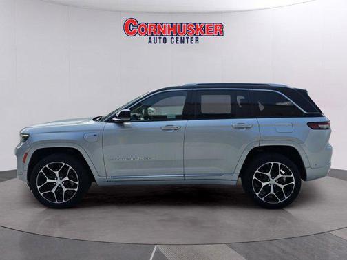 2023 Jeep Grand Cherokee 4xe Summit Reserve