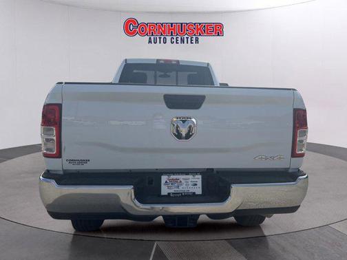 2024 RAM 3500 Tradesman Regular Cab 4x4 8' Box