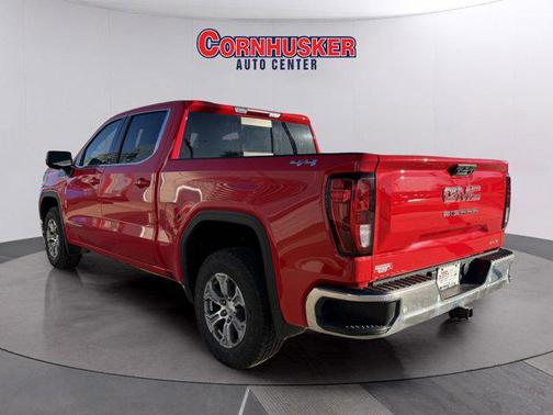 2024 GMC Sierra 1500 SLE
