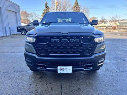 2026 RAM 1500 Warlock Crew Cab 4x4 5'7' Box