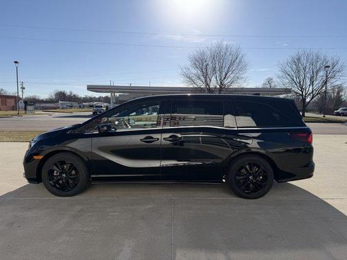 2023 Honda Odyssey Sport