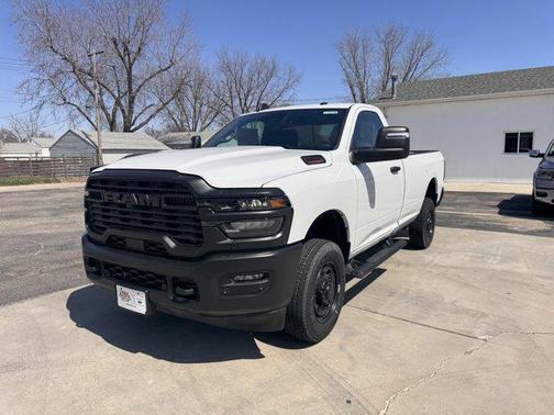 2025 RAM 2500 Tradesman Regular Cab 4x4 8' Box