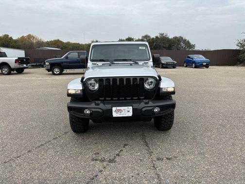 2023 Jeep Gladiator Willys 4x4