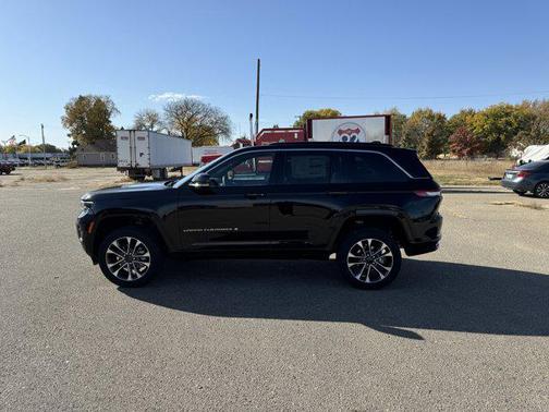 2025 Jeep Grand Cherokee Overland