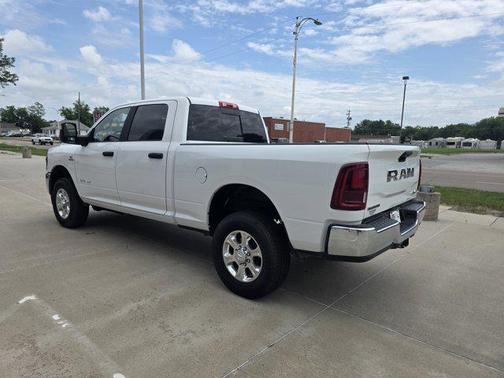 2025 RAM 2500 Big Horn Crew Cab 4x4 6'4' Box