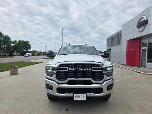 2025 RAM 2500 Big Horn Crew Cab 4x4 6'4' Box