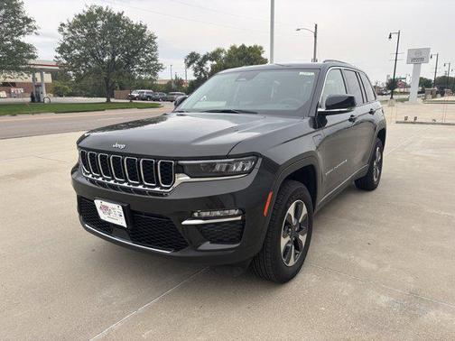 2023 Jeep Grand Cherokee 4xe Base