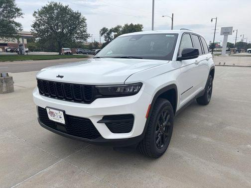 2025 Jeep Grand Cherokee Altitude