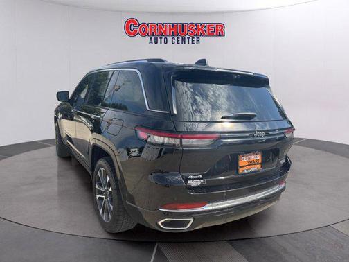 2022 Jeep Grand Cherokee Overland