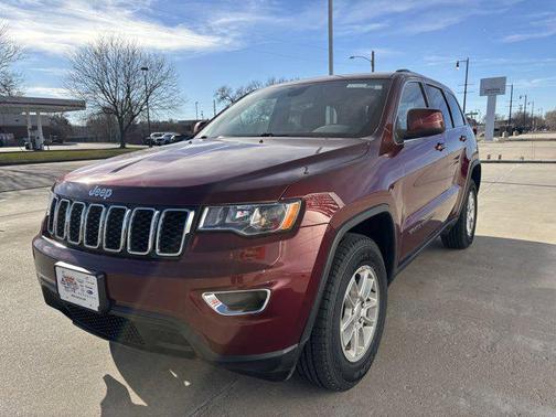 2020 Jeep Grand Cherokee Laredo