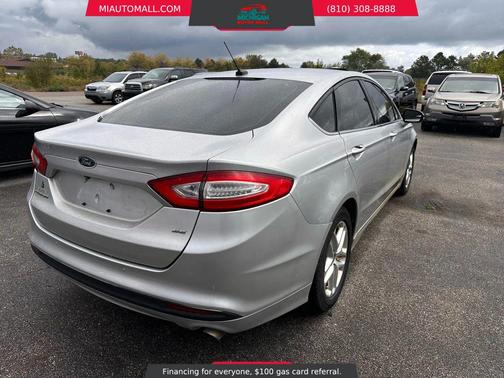 2016 Ford Fusion SE