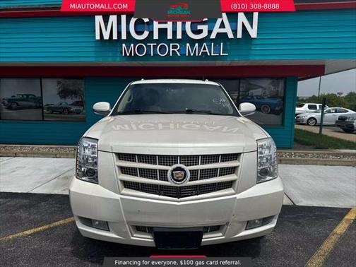 2013 Cadillac Escalade Sport