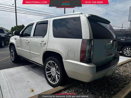 2013 Cadillac Escalade Sport