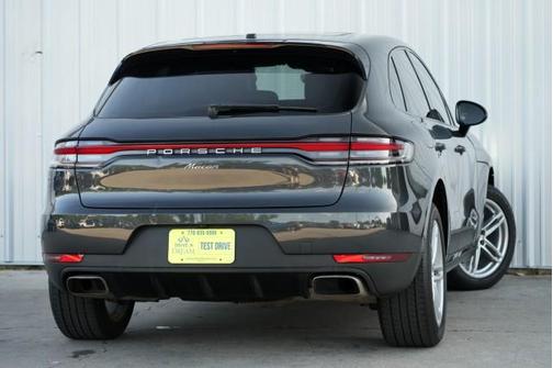 2021 Porsche Macan Base