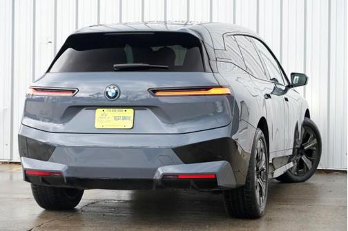 2024 BMW iX xDrive50