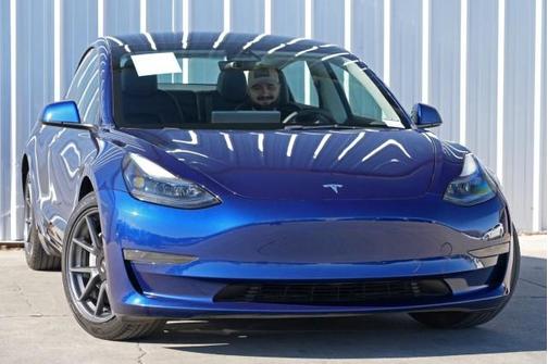 2023 Tesla Model 3 Standard Range