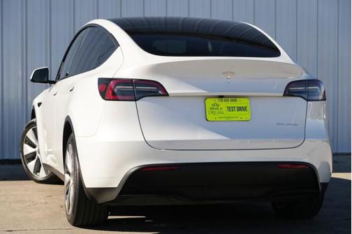 2023 Tesla Model Y Long Range Dual Motor All-Wheel Drive