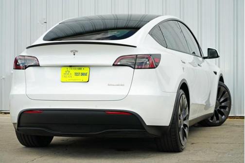 2022 Tesla Model Y Performance Dual Motor All-Wheel Drive
