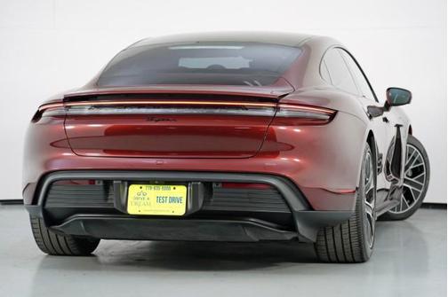 2022 Porsche Taycan w/ Premium Package