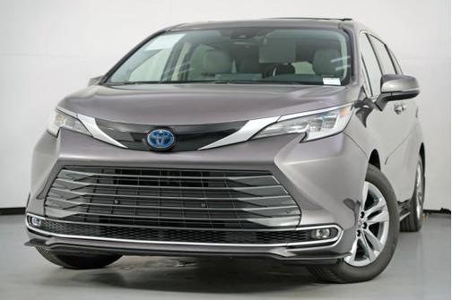 2024 Toyota Sienna Limited