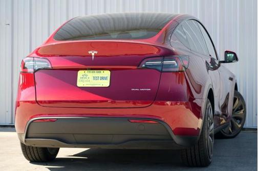 2024 Tesla Model Y Long Range Dual Motor All-Wheel Drive