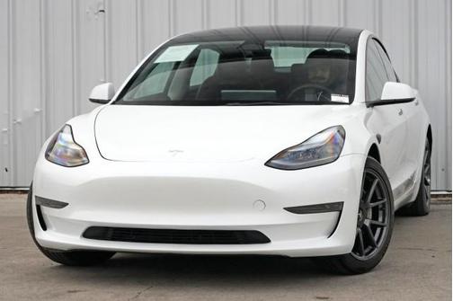 2023 Tesla Model 3 Standard Range