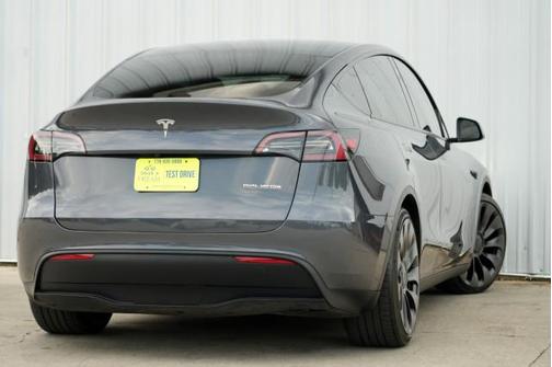 2023 Tesla Model Y Performance Dual Motor All-Wheel Drive