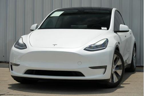 2023 Tesla Model Y Long Range Dual Motor All-Wheel Drive