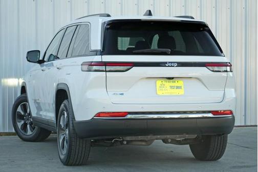 2022 Jeep Grand Cherokee 4xe Base