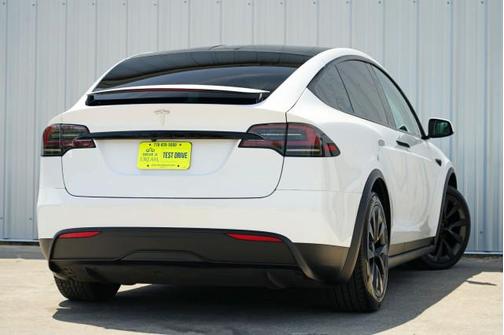 2022 Tesla Model X Dual Motor All-Wheel Drive