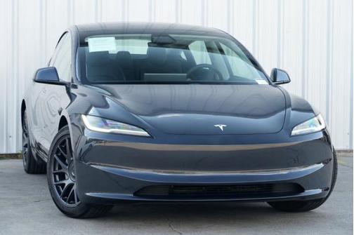 2025 Tesla Model 3 Long Range