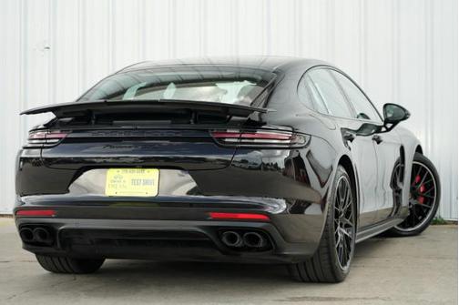 2019 Porsche Panamera GTS