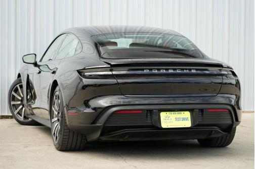 2022 Porsche Taycan w/ Premium Package