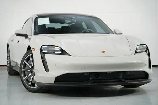 2021 Porsche Taycan w/ Premium Package